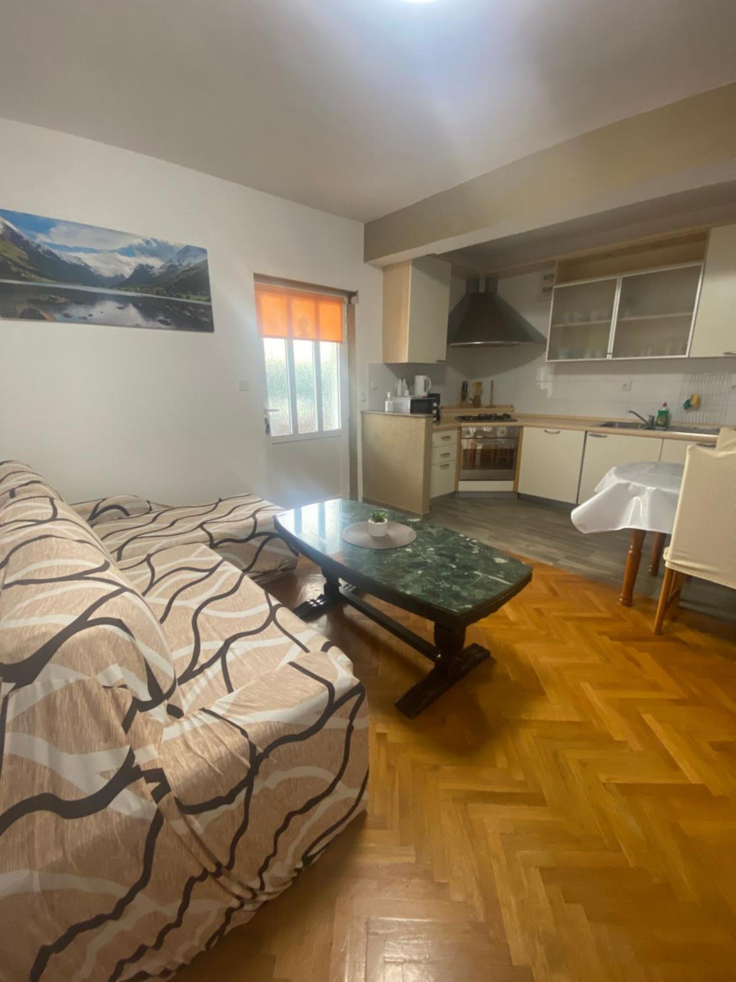 Apartman Stefan Karlobag Εξωτερικό φωτογραφία