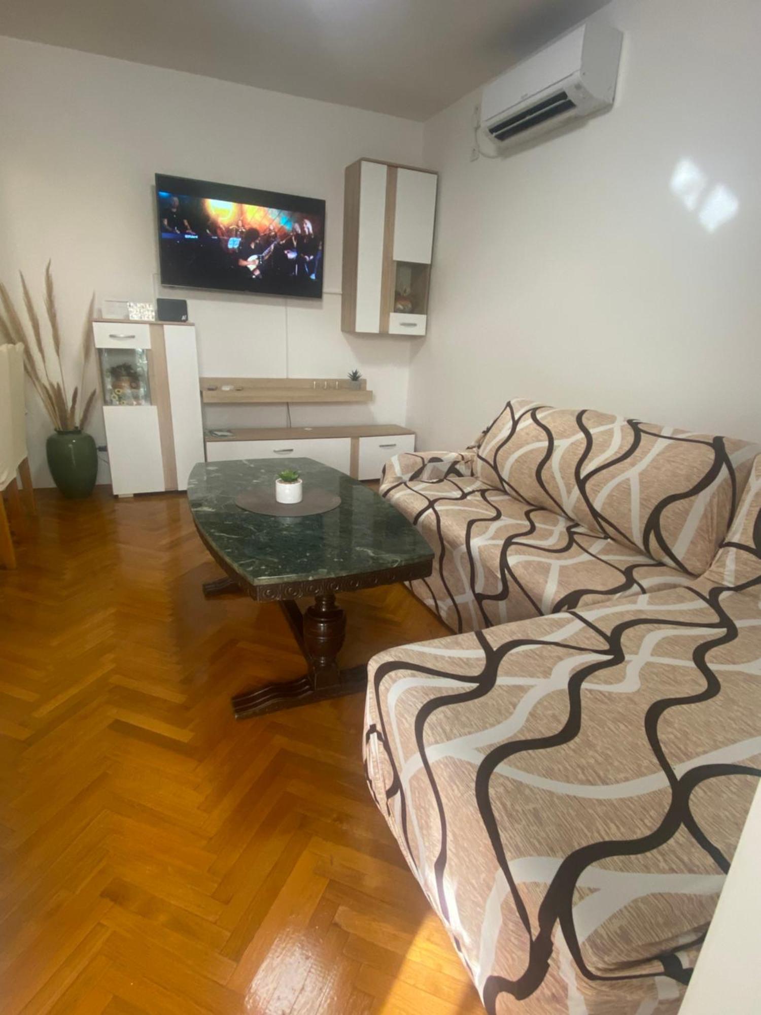Apartman Stefan Karlobag Εξωτερικό φωτογραφία
